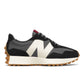 New Balance 327 Black/Moonbeam - vista laterale